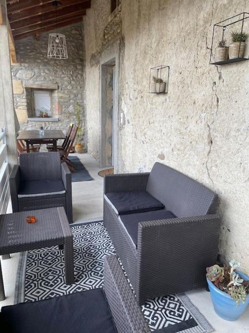 Apartment Dans Ferme En Renovation *